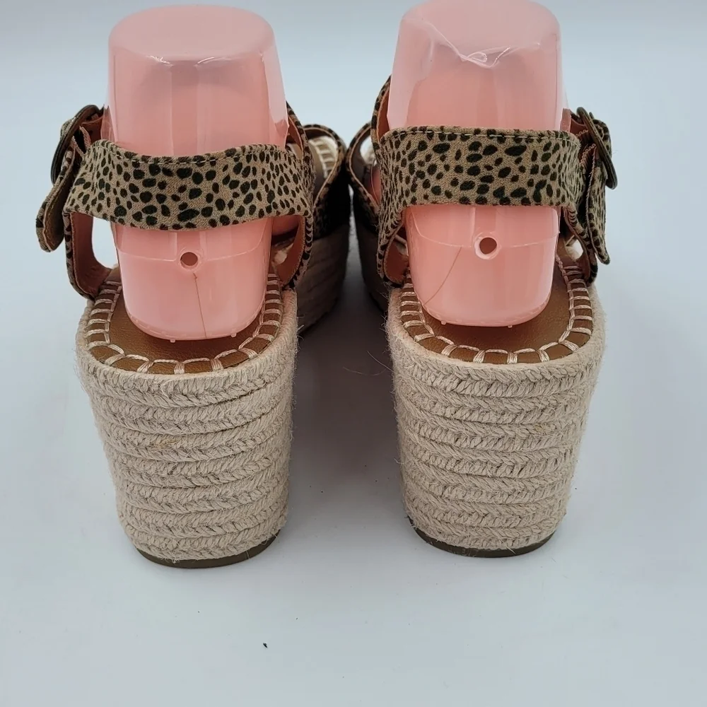Universal Thread Dalmatian Espadrille Platform Sandals